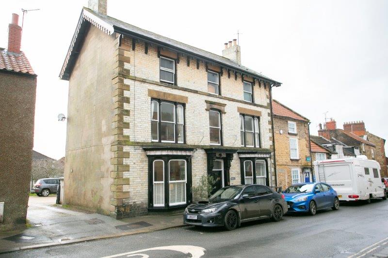 35 West End, Kirkbymoorside, YO62 6AD